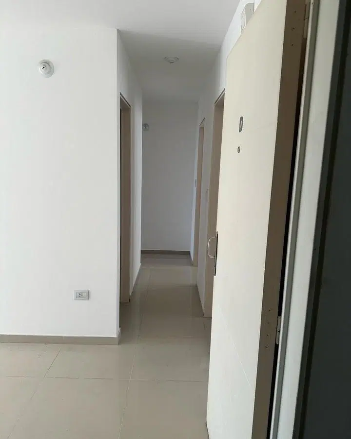 DEPARTAMENTO 2 Dormitorios Barrio General Paz con 2 cocheras 3