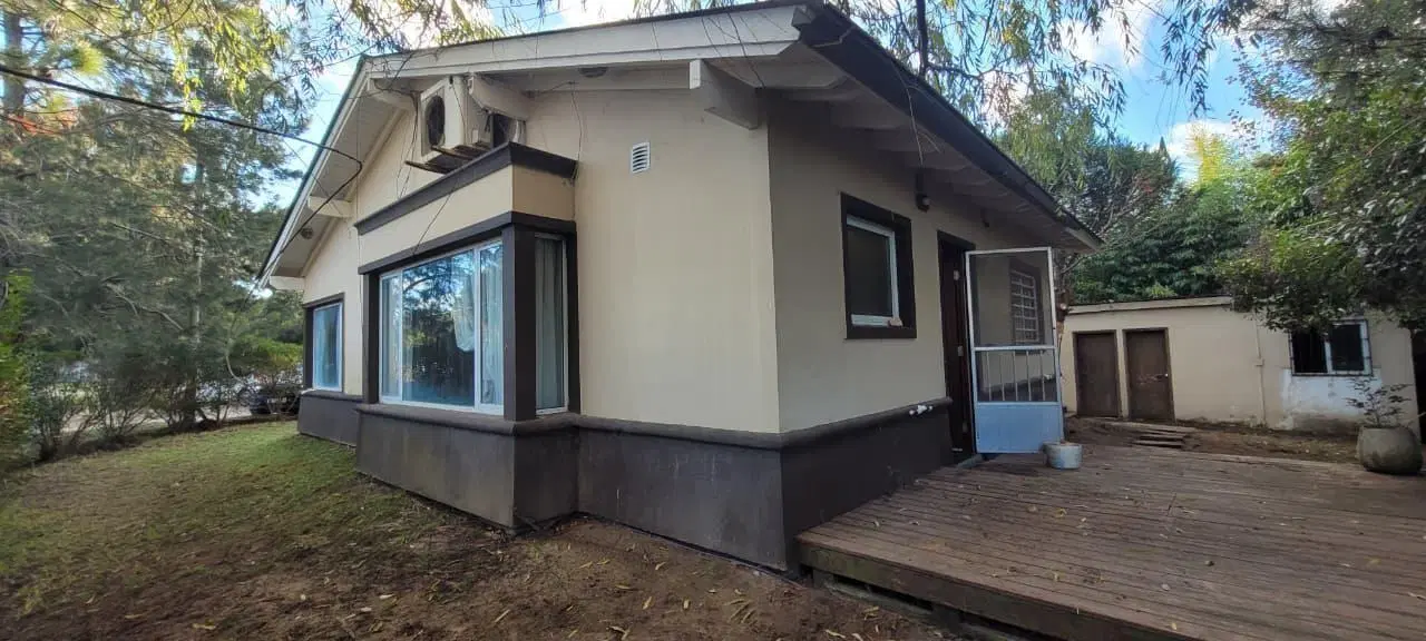 Casa en venta en Oportunidad con gas natural 8