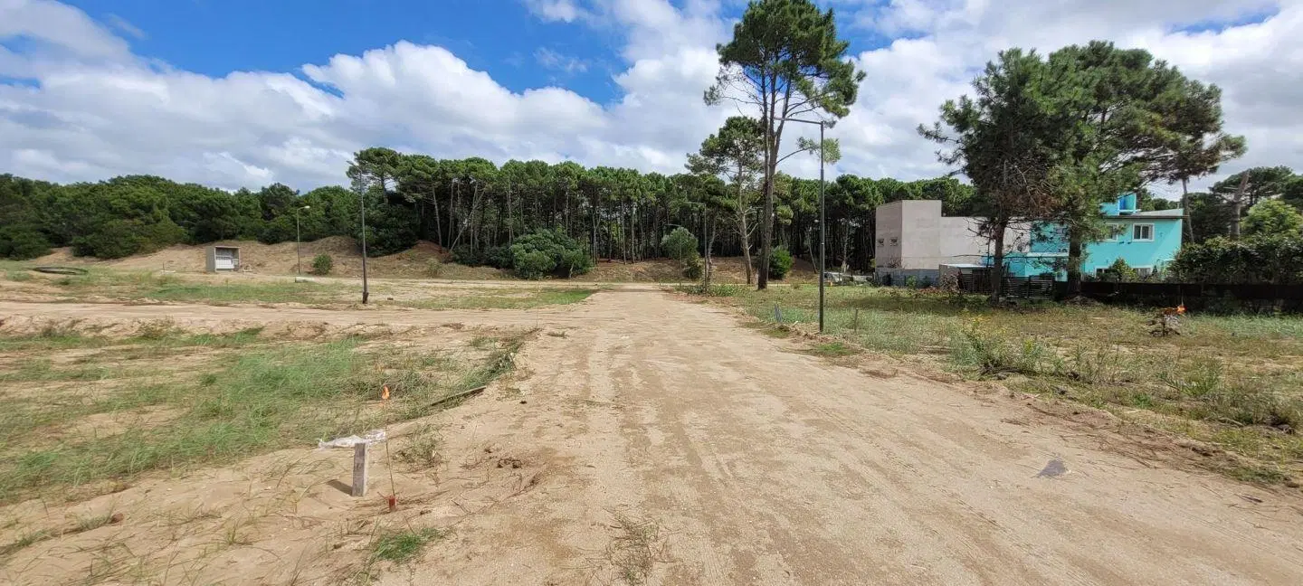 Lote en Pinamar oportunidad con buena orientación toma vehiculo 4
