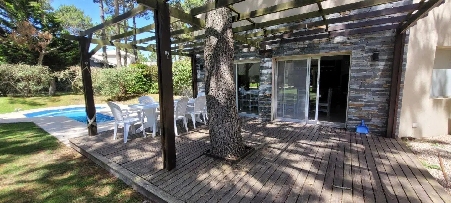 Casa En la Herradura ALQUILER TEMPORARIO , DISPONIBLE HASTA NOVIEMBRE 4