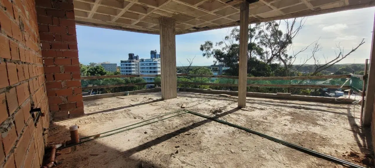 Venta departamento en Pozo 3 amb/ con cochera. FINANCIACION 4