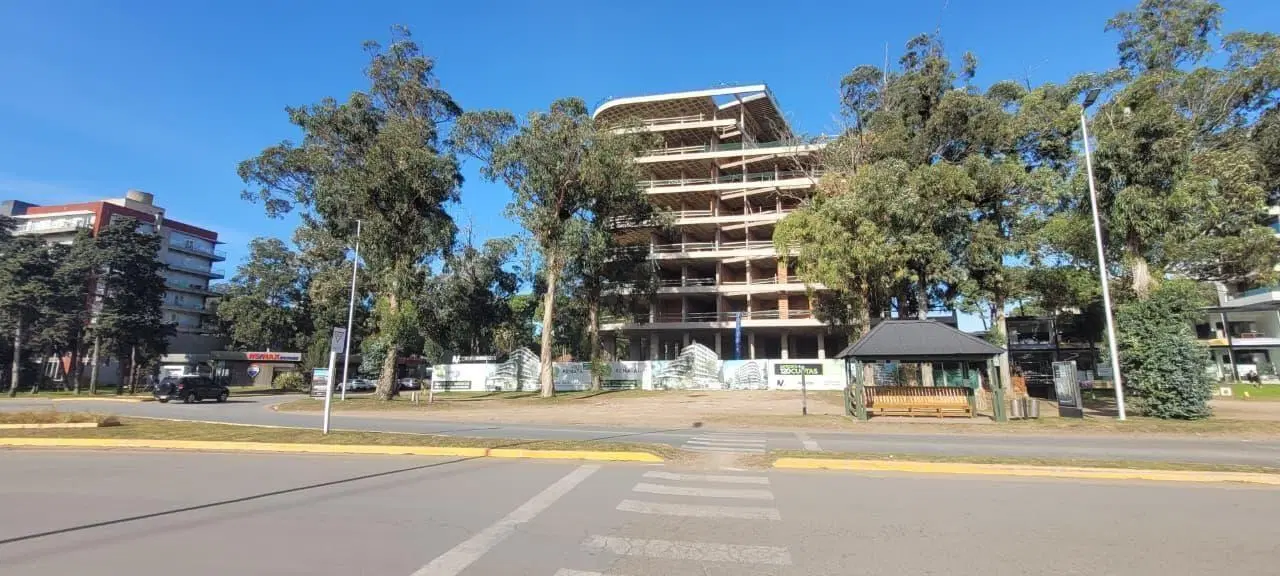 Venta departamento en Pozo 3 amb/ con cochera. FINANCIACION 3