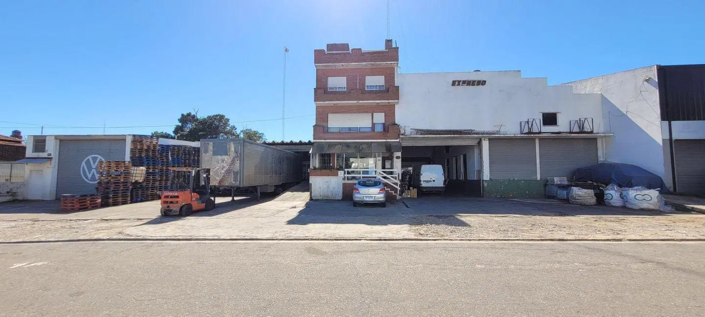 Importantes 2 lotes multifamiliares en el ejido urbano de Pinamar 4