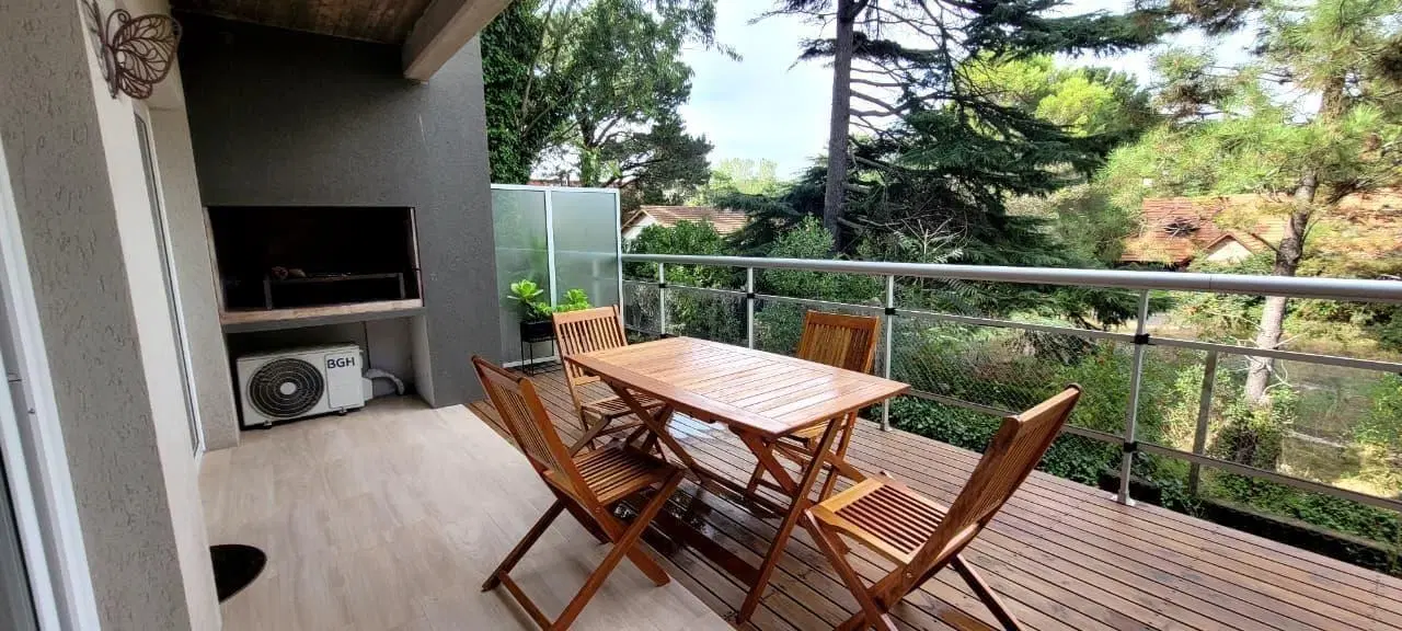 OPORTUNIDAD EN VENTA 2 AMBIENTES c/ Cochera y Baulera 5