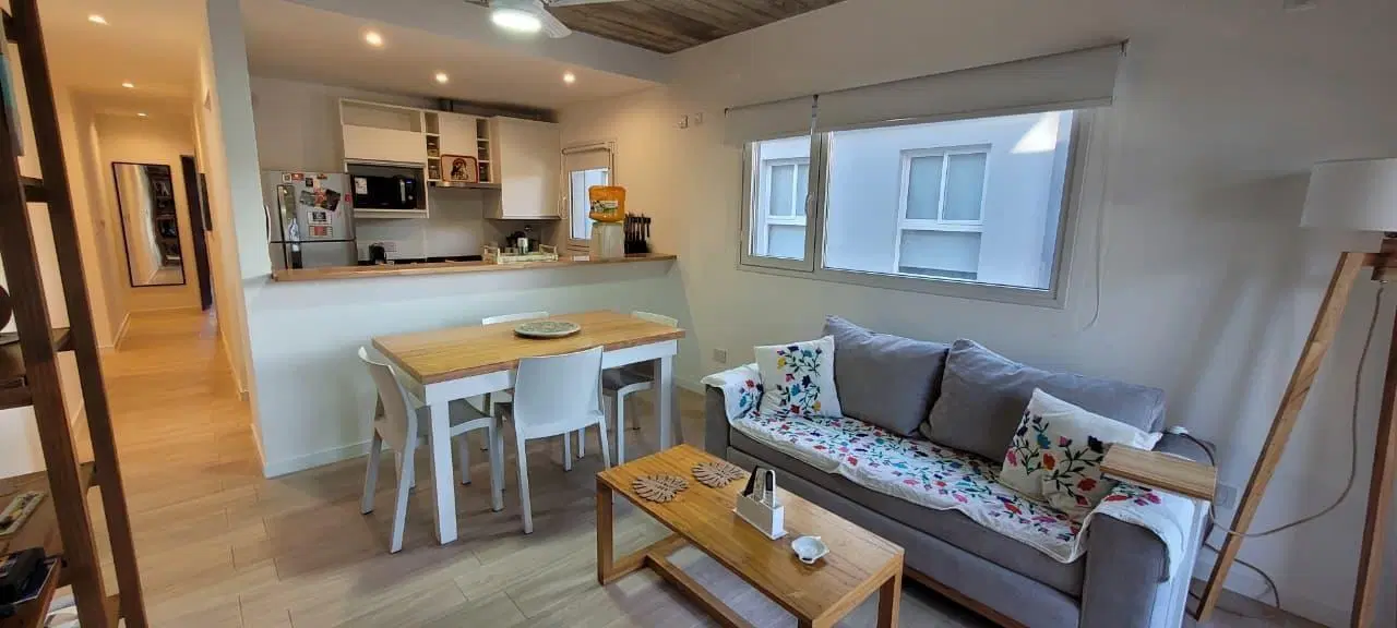 Vendo Depto céntrico en Pinamar con cochera y baulera. Oportunidad !!! 3
