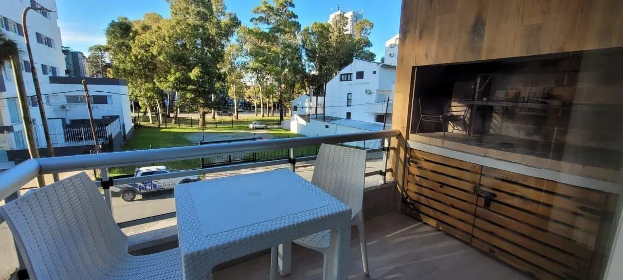 Vendo Depto céntrico en Pinamar con cochera y baulera. Oportunidad !!! 4