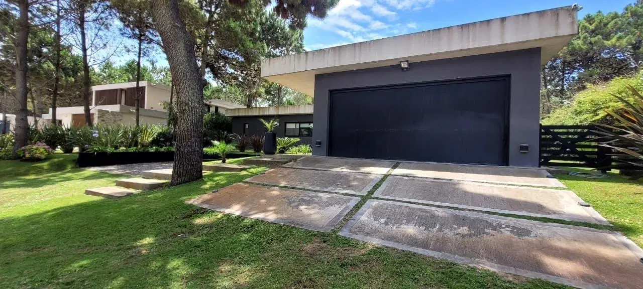 Minimalista en Venta Barrio Cerrado La Herradura 3