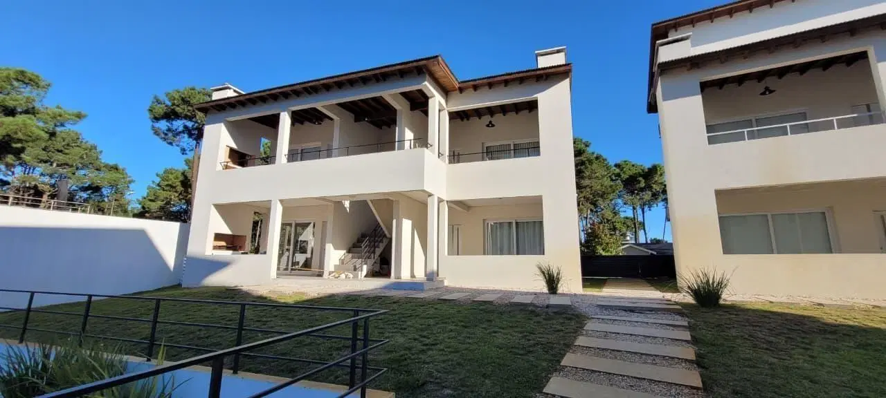 "Exclusivo 2 Ambientes | Pesquero 88 |  Parrilla y Vista a la Piscina" 2