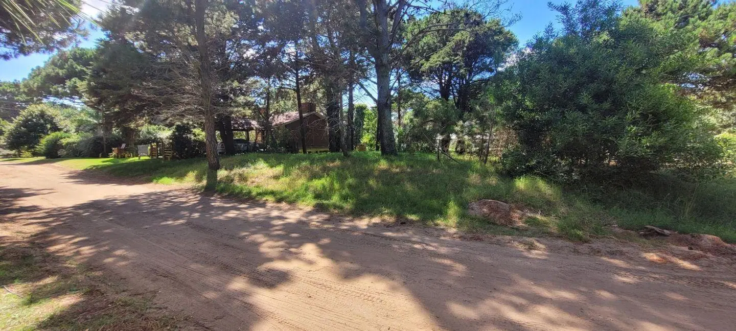 Vendo 2 lotes en Valeria del Mar a metros del mar 4