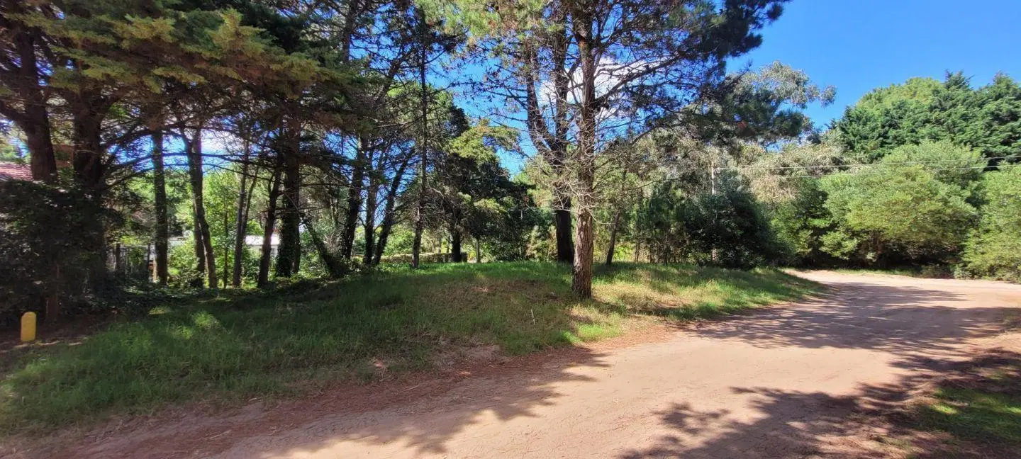 Vendo 2 lotes en Valeria del Mar a metros del mar 2