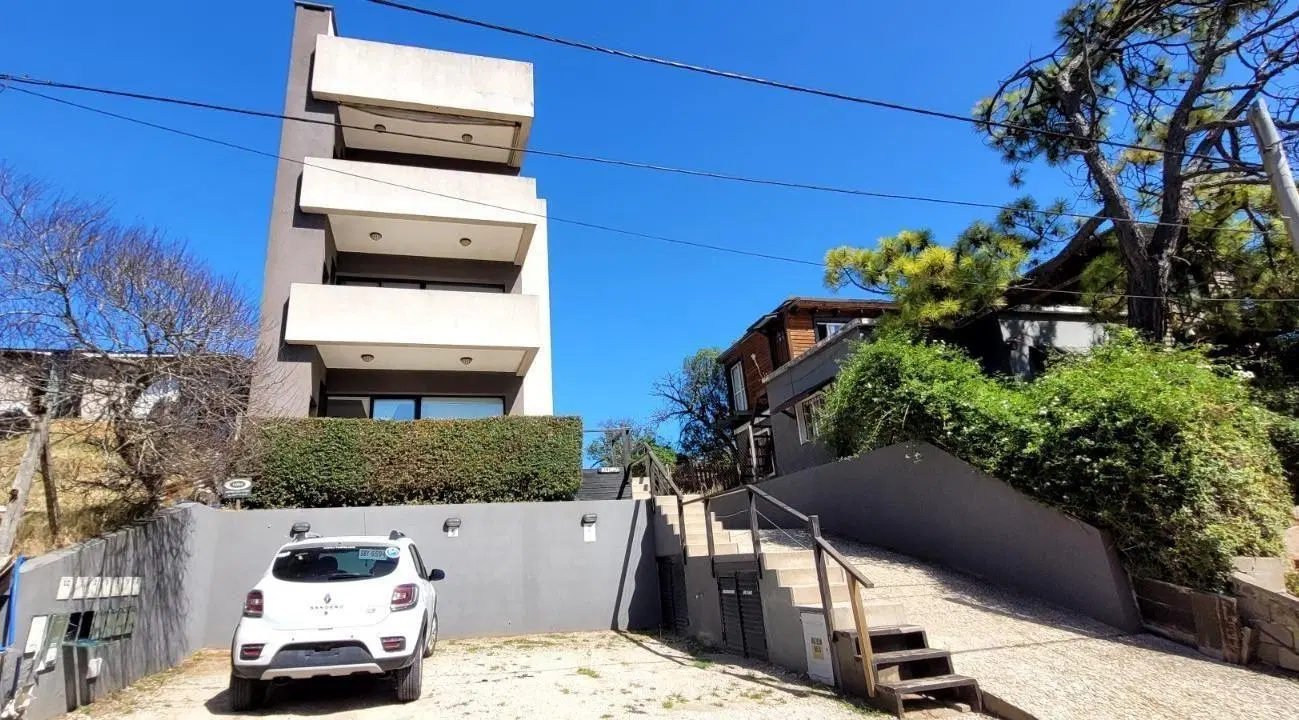 Venta Dpto 3 ambientes con vista y a pasos del Mar!!! 2