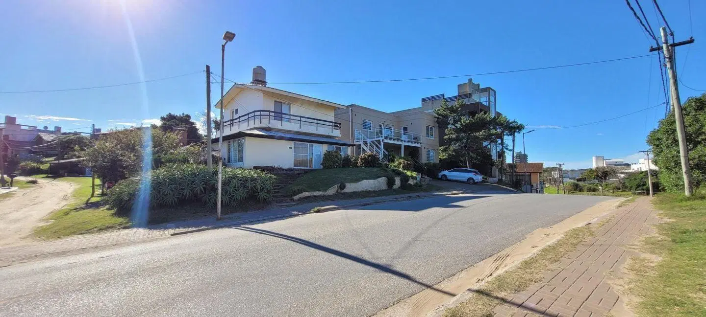 Lote multifamiliar-comercial a metros del Mar y de Pinamar 5