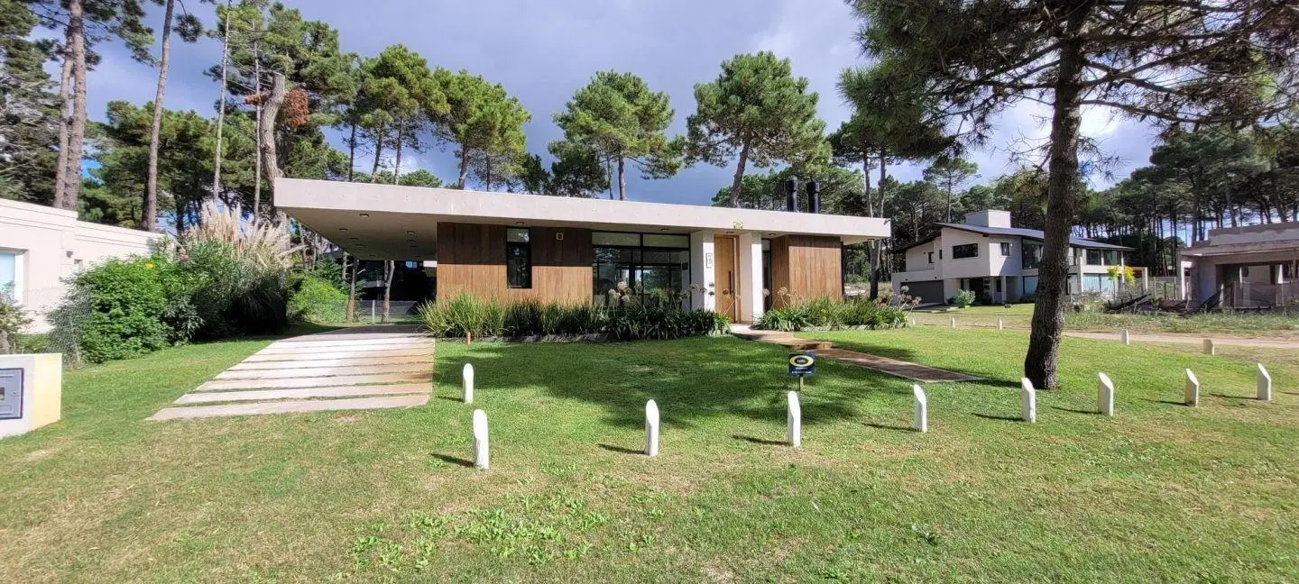 FEBRERO TEMPORADA 2026! MINIMALISTA CASA MODERNA ALAMOS II 3