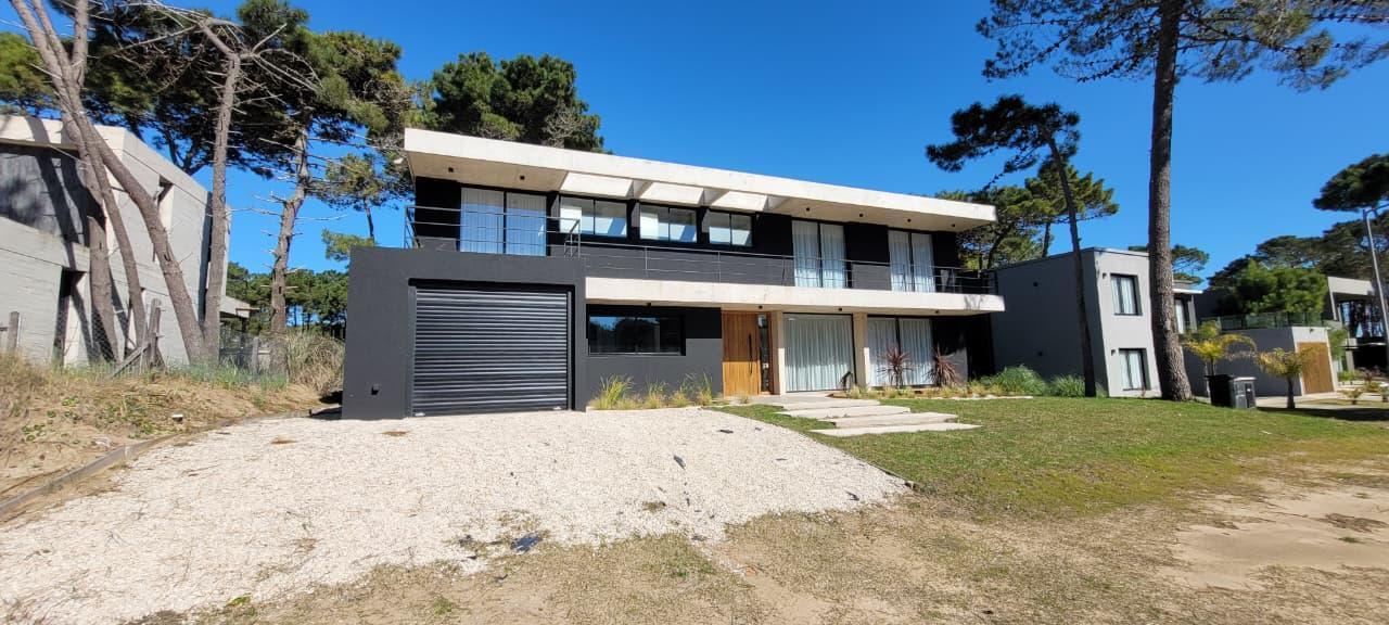 Foto de Casa Venta y Alquiler Pinamar Pionero, imagen 2