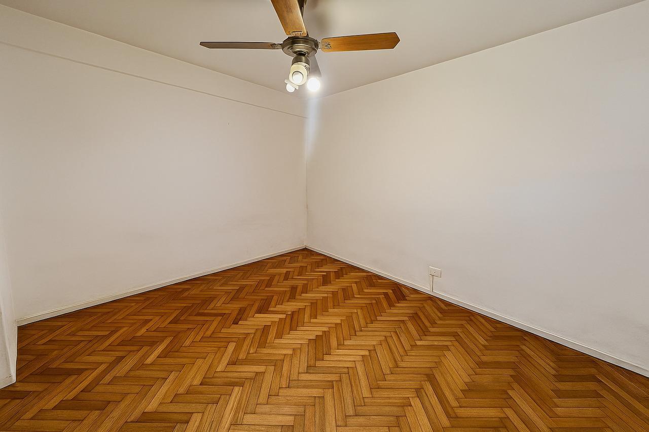 Departamento - 2 ambientes - Venta - Belgrano - Balcón - Apto Profesional
