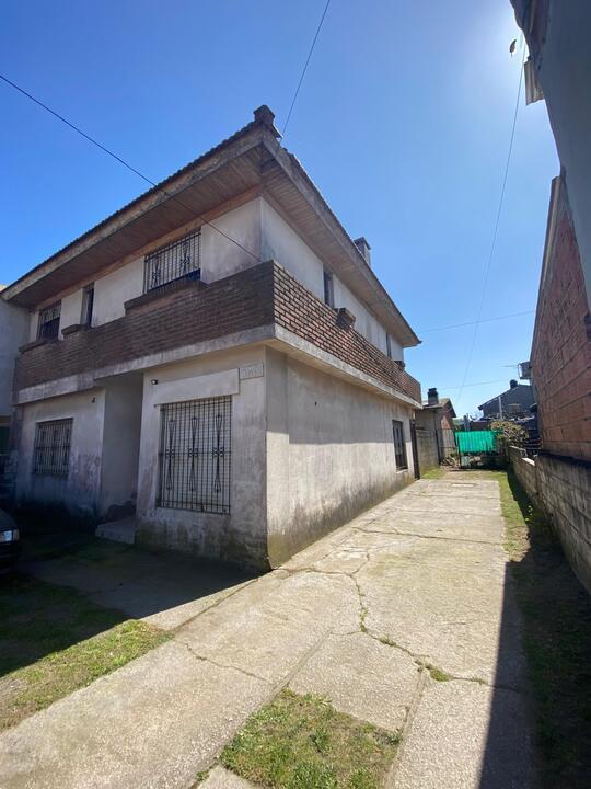 Venta casa 5 ambientes Mar de ajo