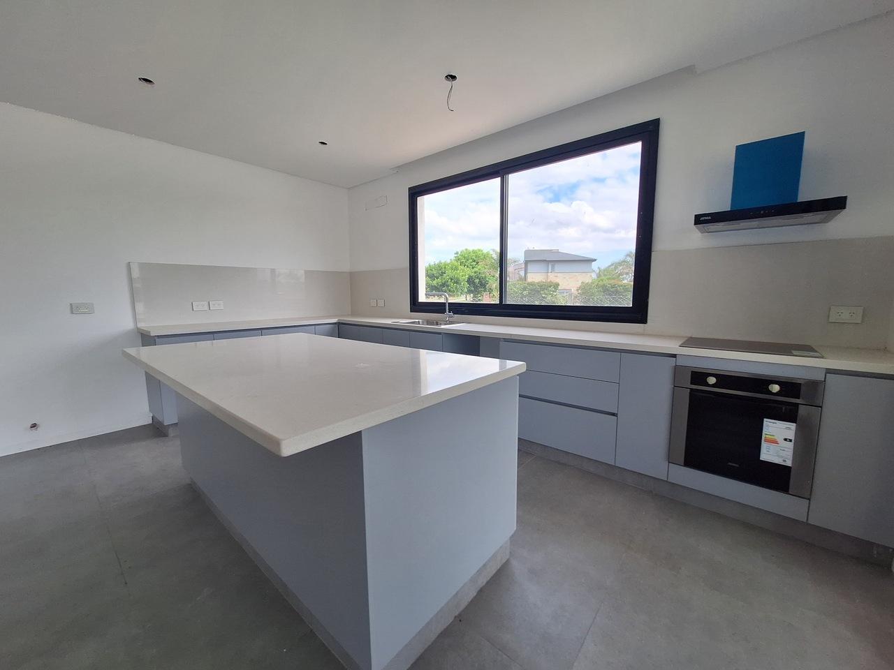 Foto de Casa en Venta a la laguna El Cantón - Escobar Zona Norte Golf, imagen 4