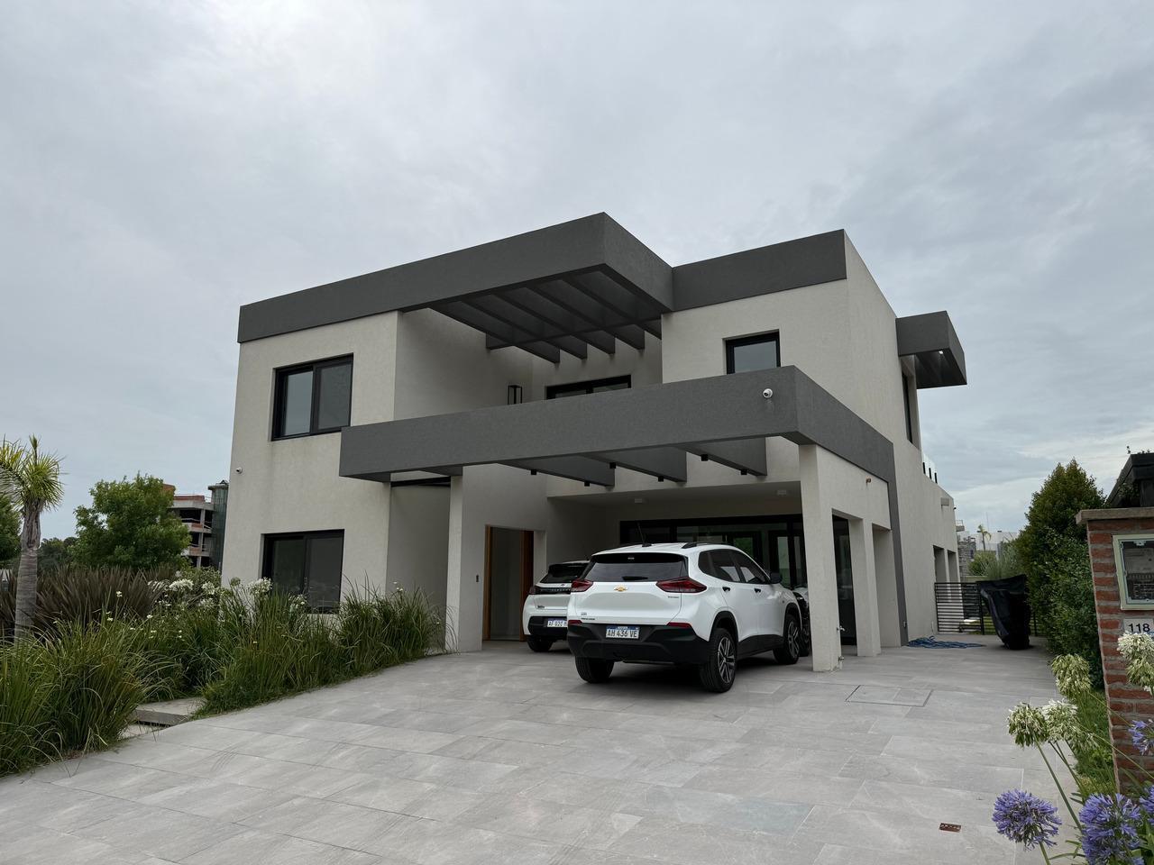 Alquiler Casa Moderna 7 ambientes Con Pileta en Lagoon Pilar