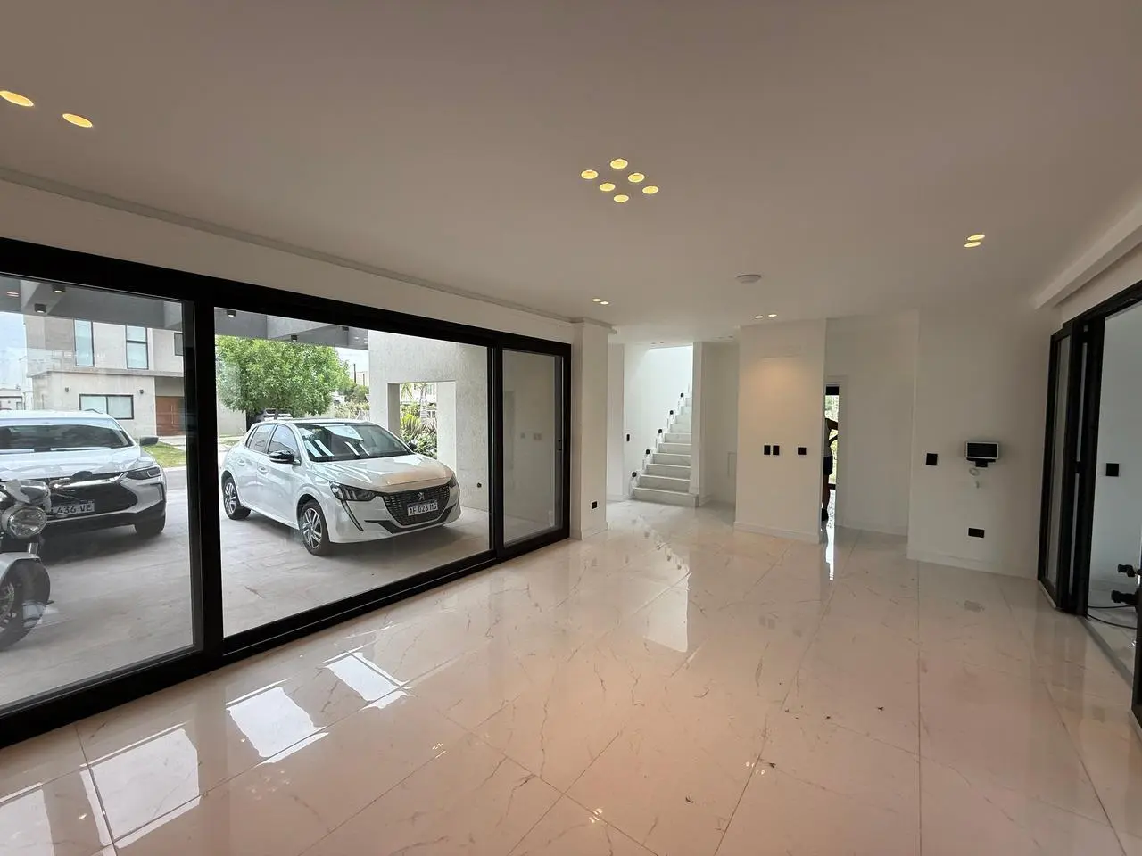 Alquiler Casa Moderna 7 ambientes Con Pileta en Lagoon Pilar 4