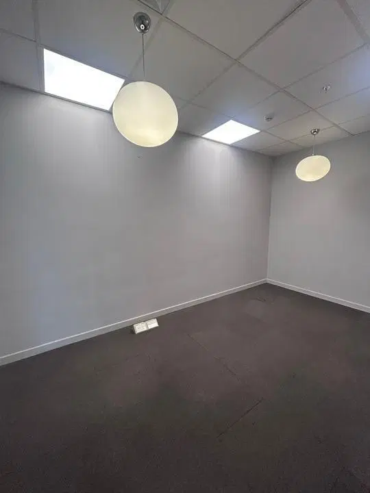 Alquiler – Oficina – Puerto Madero – 273 m² –  Madero Center con 3 cocheras 3
