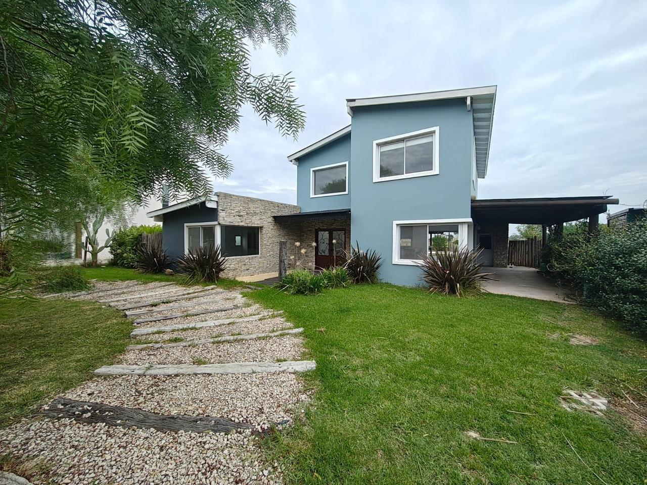 Venta Casa 6 ambientes San Sebastián, área 2