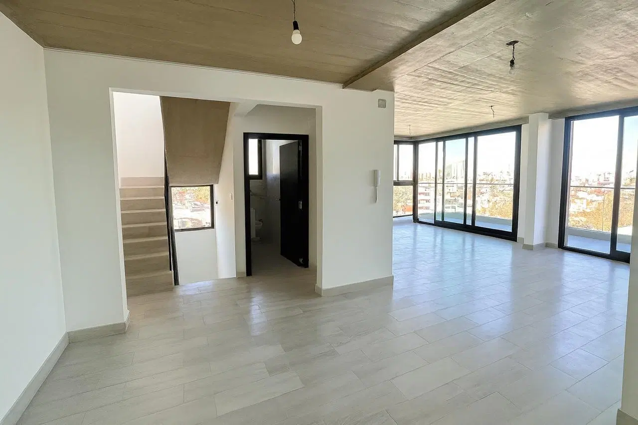 Departamento 4 amb Triplex - Estrenar - Parrilla GYM SUM Pileta Laundry - Villa del Parque - Venta 4