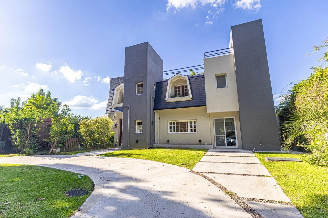 Venta Casa 6 ambientes en Country Club Los Horneros 2