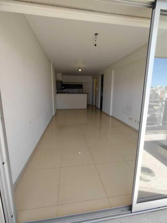 Venta – 3 Ambientes – Departamento – Parque Chacabuco – Balcón aterrazado y cochera doble