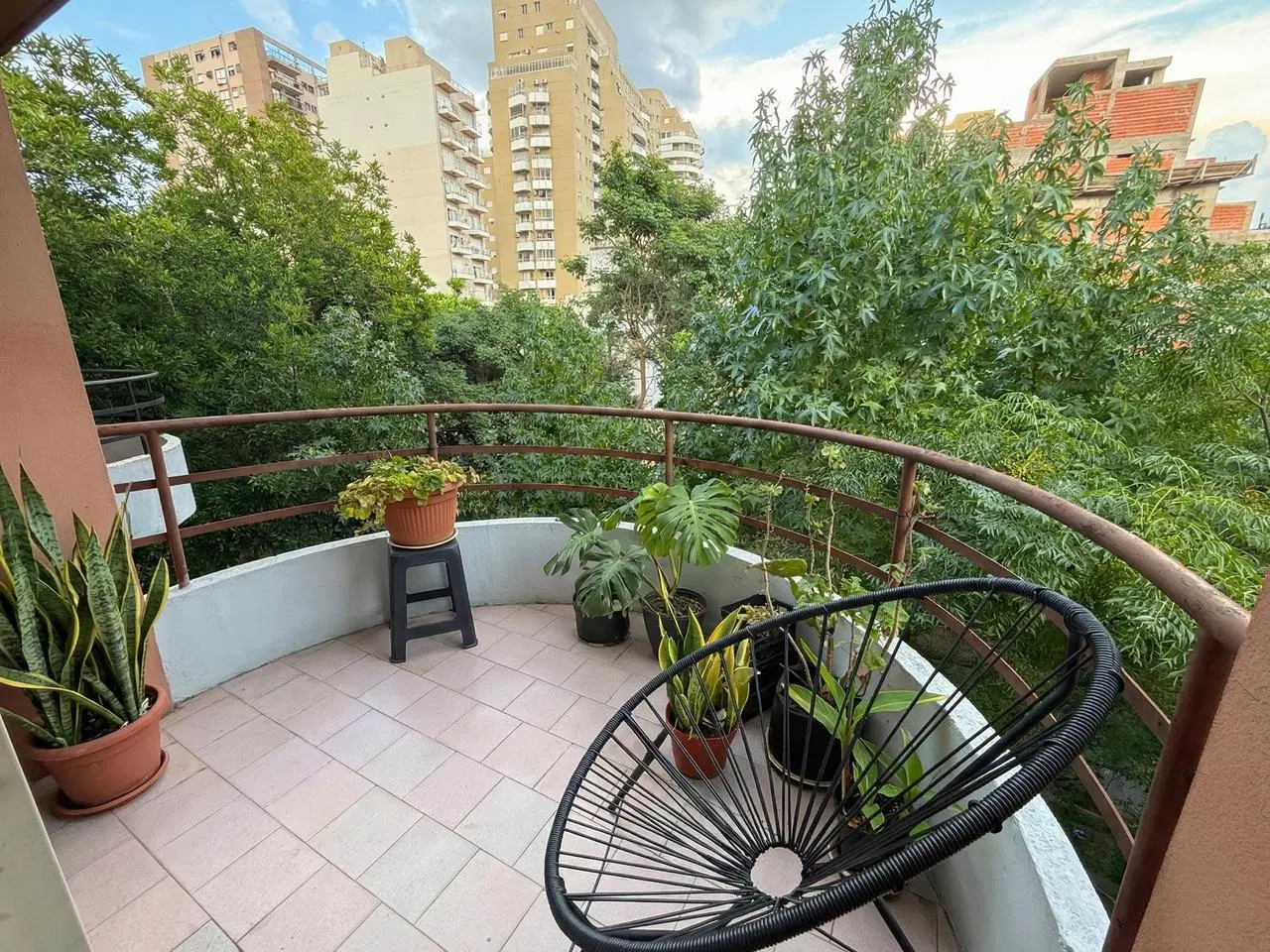 VENTA DEPARTAMENTO 2 AMBIENTES CON BALCON Y TERRAZA PROPIA - CABALLITO 2