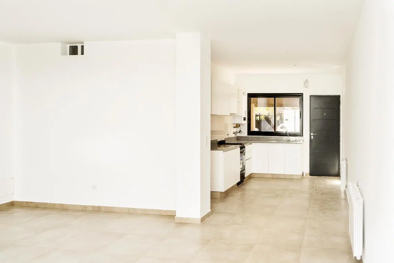 Casa PH a estrenar, 4 ambientes, Jardín privado, cochera y terraza 4