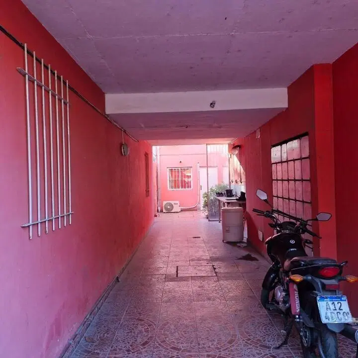 Condominio en venta de 25 departamentos, en San Miguel 8