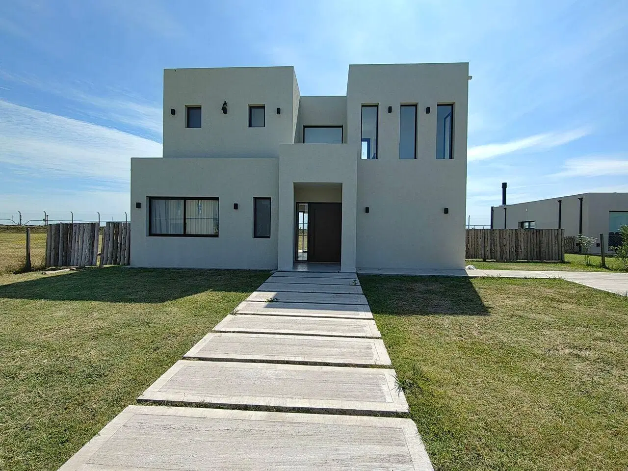 Venta Casa 4 ambientes, San Sebastián, área 8 2
