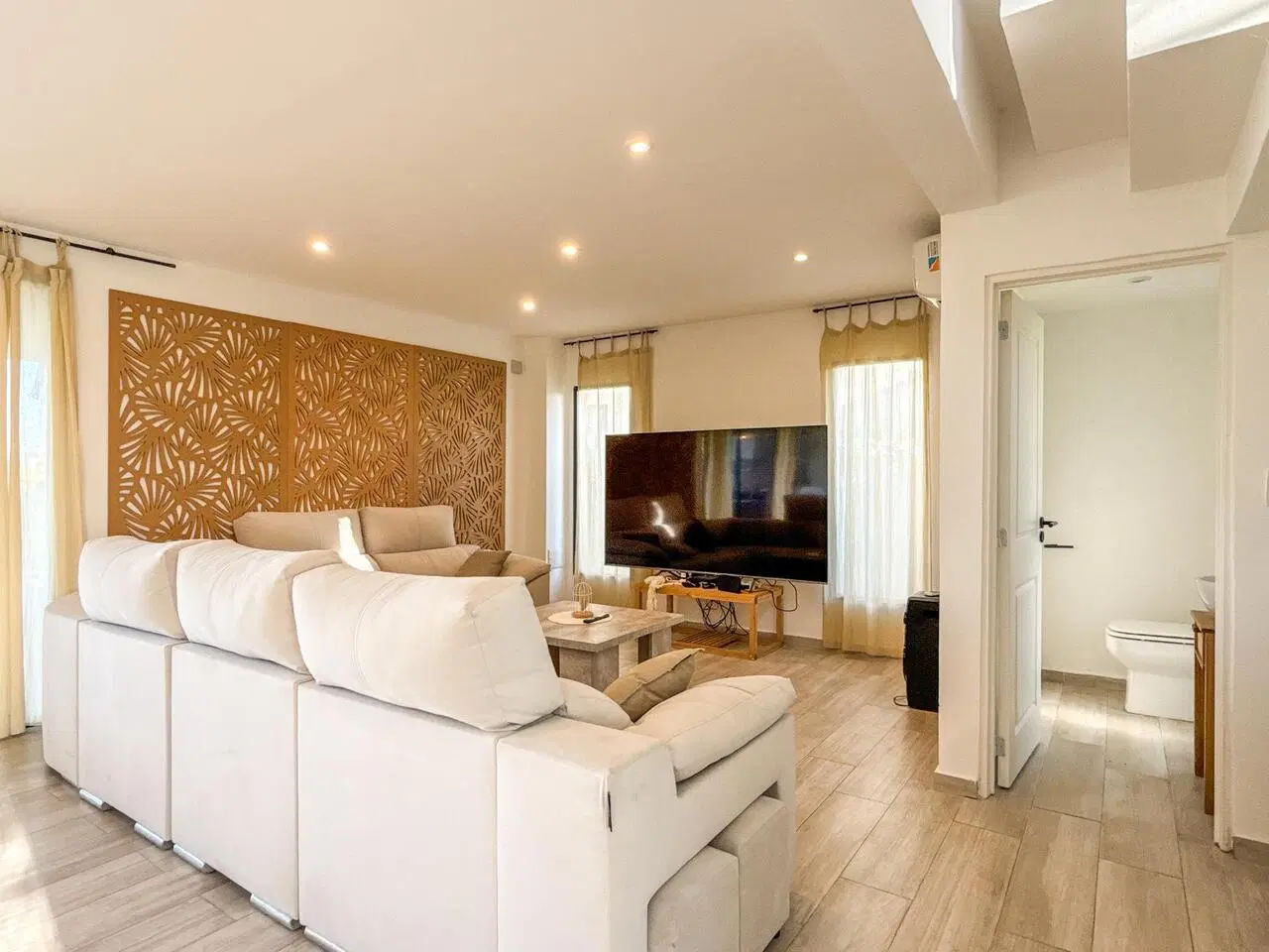 Venta Casa 5 ambientes a la laguna, San Sebastián, área 6 3