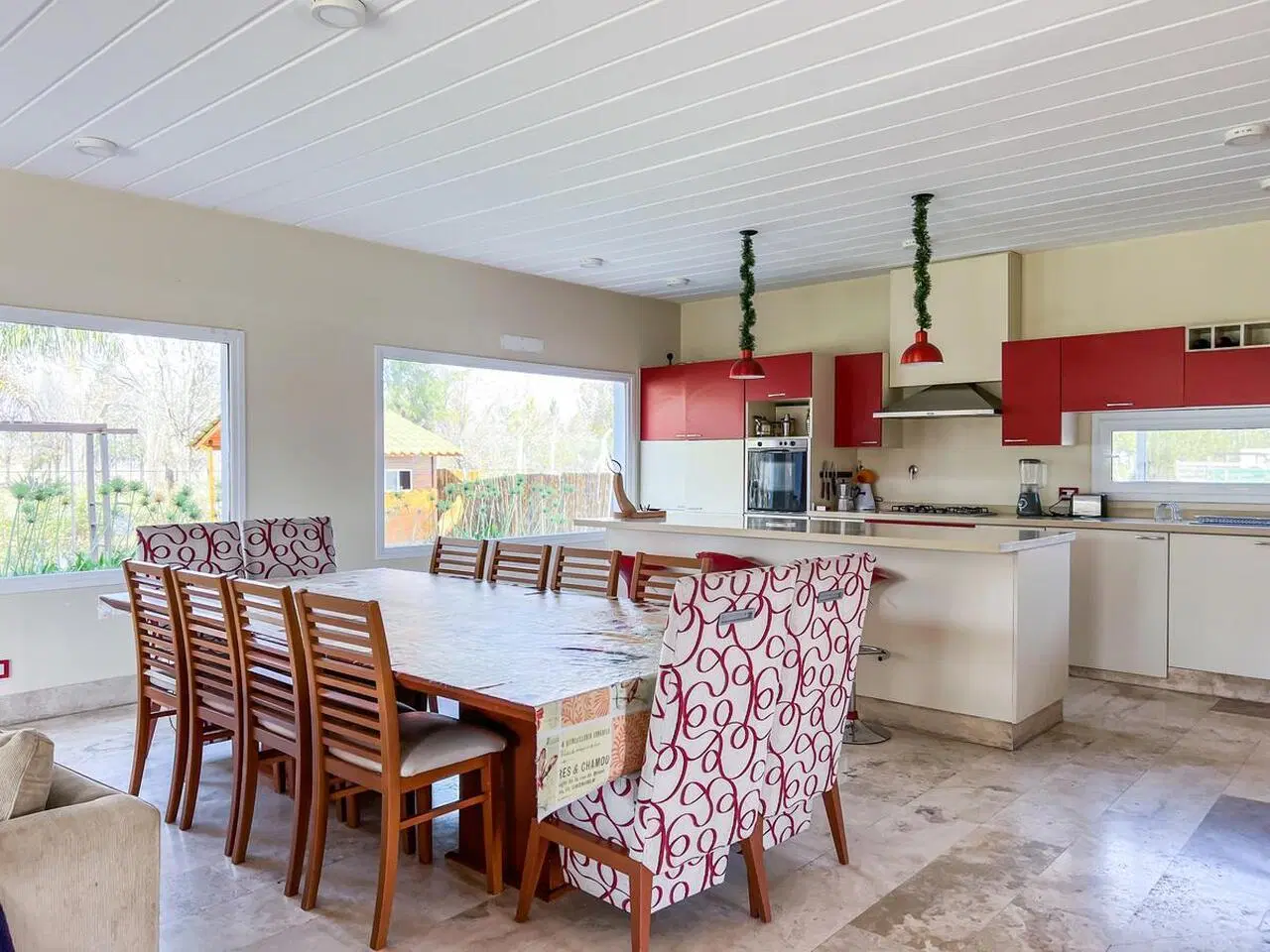 Venta Casa 7 ambientes, San Sebastián, área 1 5