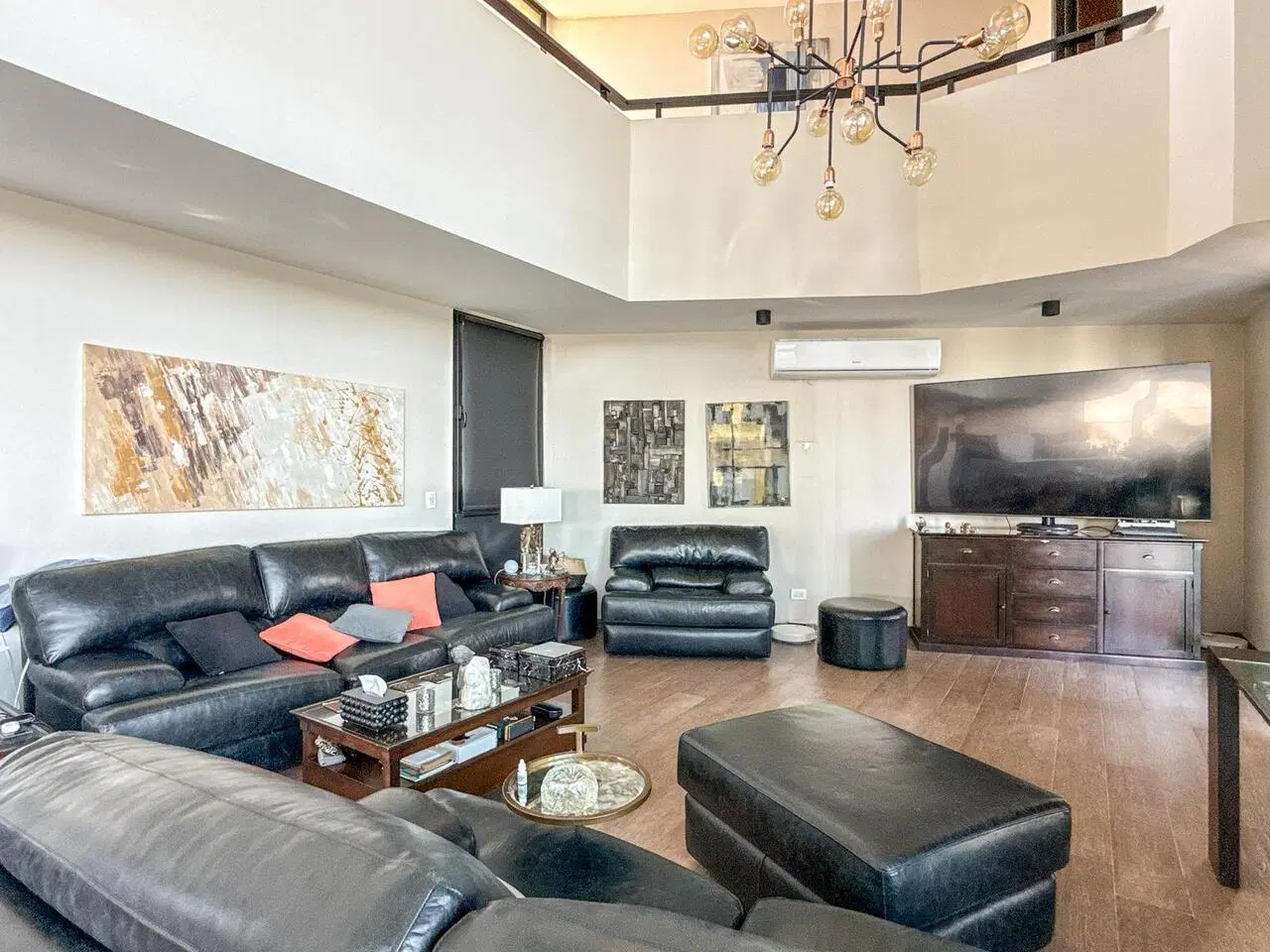 Venta Casa 5 ambientes a la laguna, San Sebastián, área 10 3