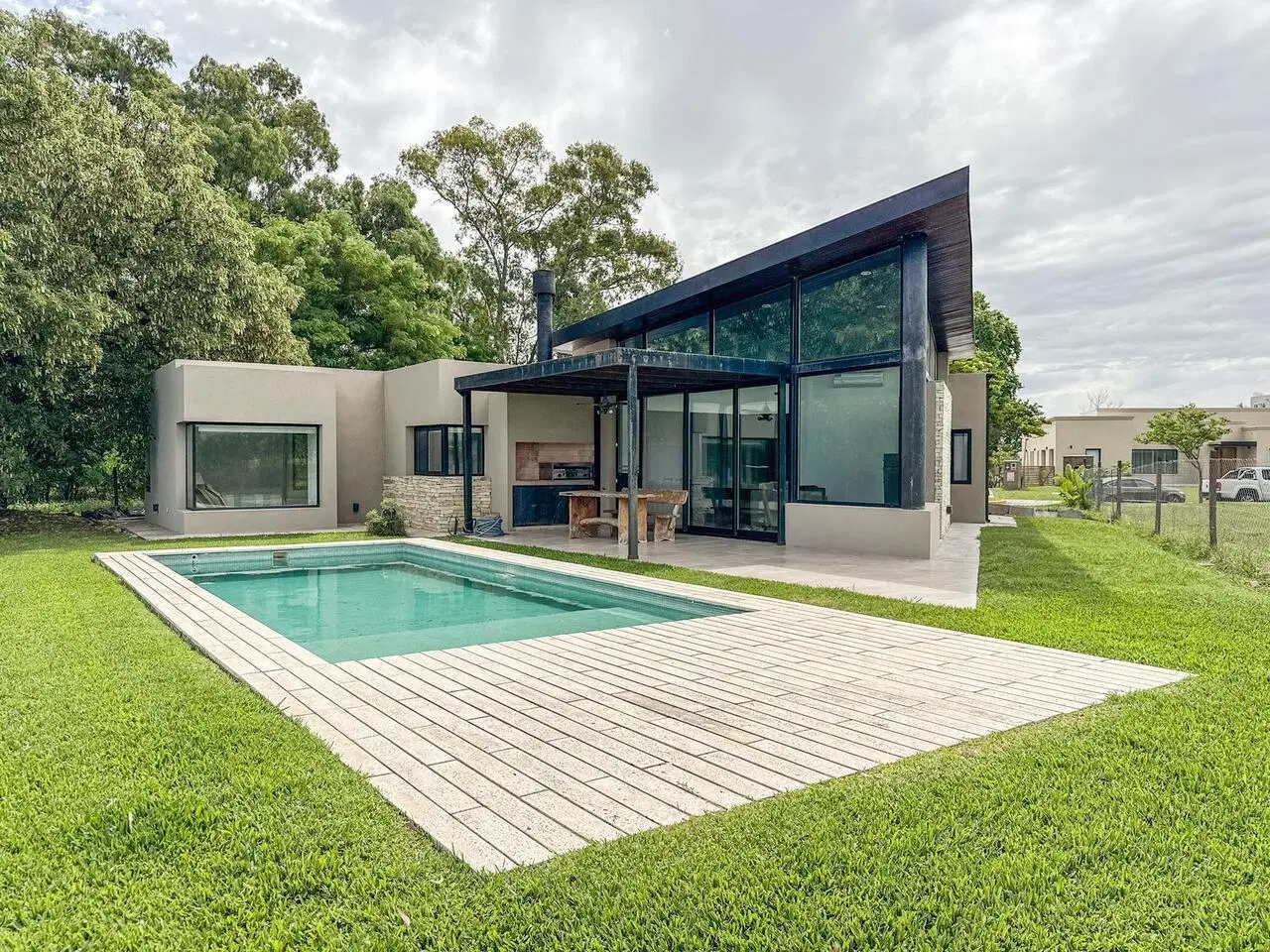 Venta Casa 6 ambientes, San Sebastián, área 2 3