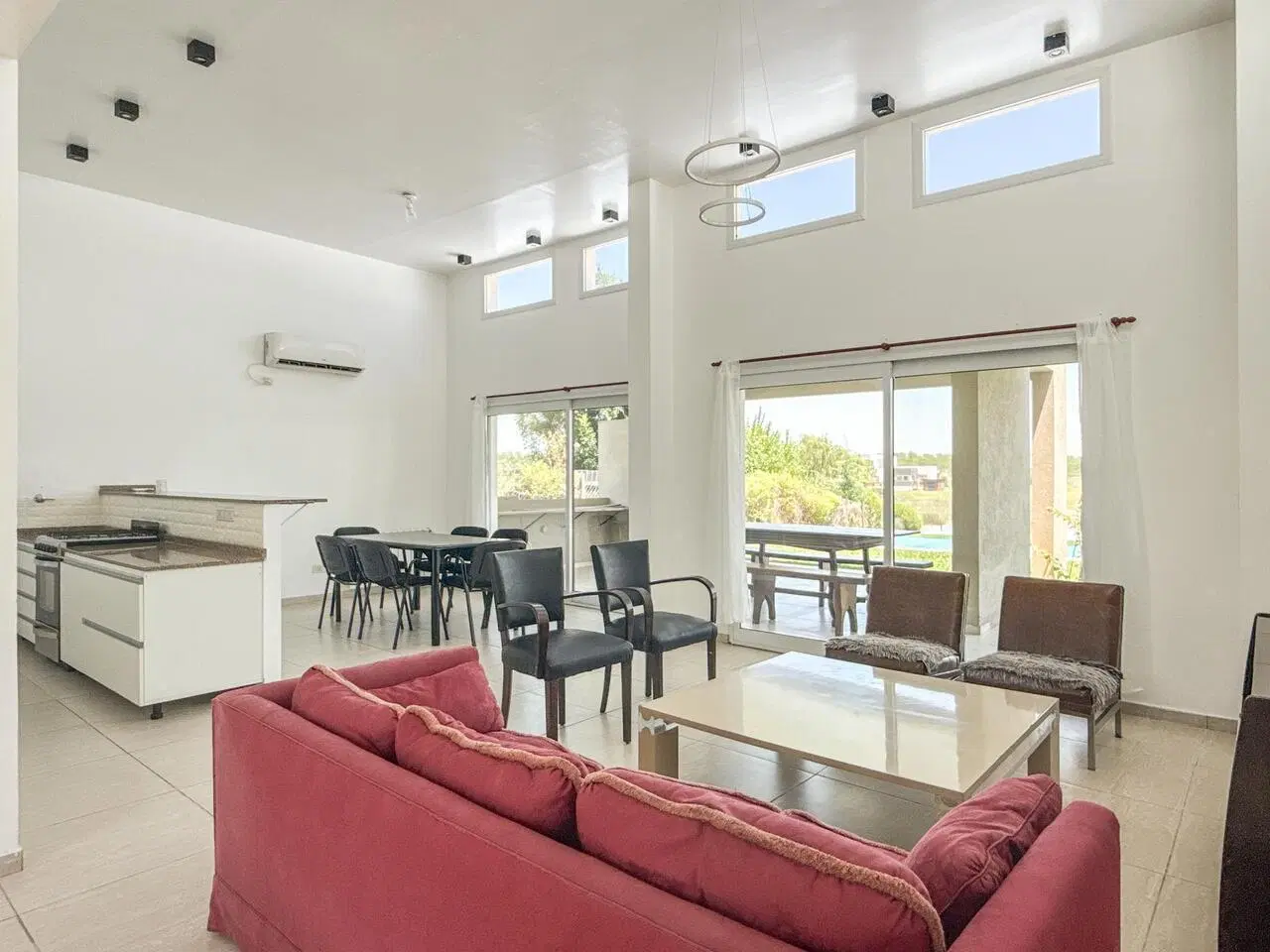 Venta Casa 4 ambientes a la laguna, San Sebastián, área 9 2