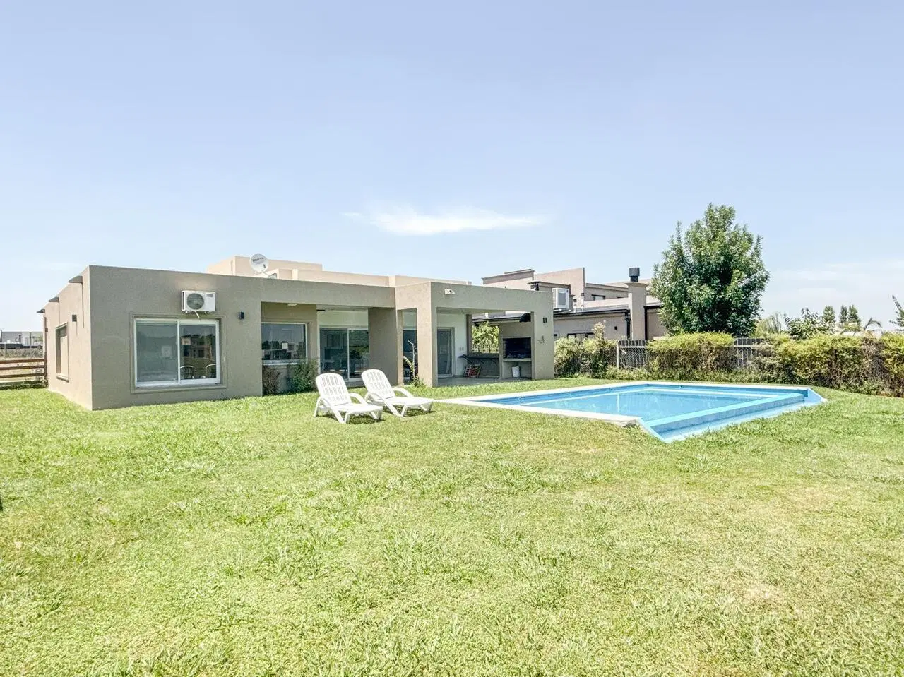 Venta Casa 4 ambientes a la laguna, San Sebastián, área 9 4