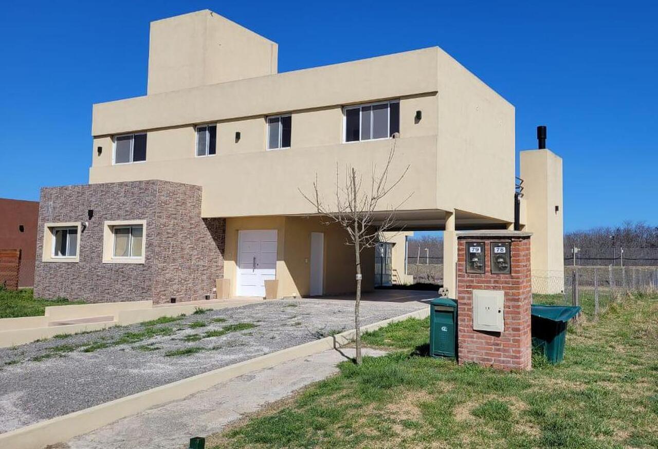 Venta Casa 5 ambientes, San Sebastián, área 9