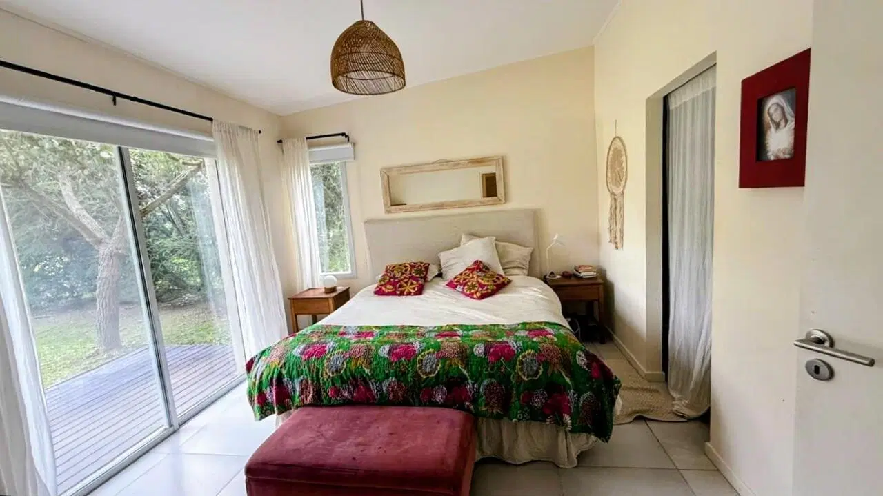 Venta Casa 4 ambientes, San Sebastián área 10 4