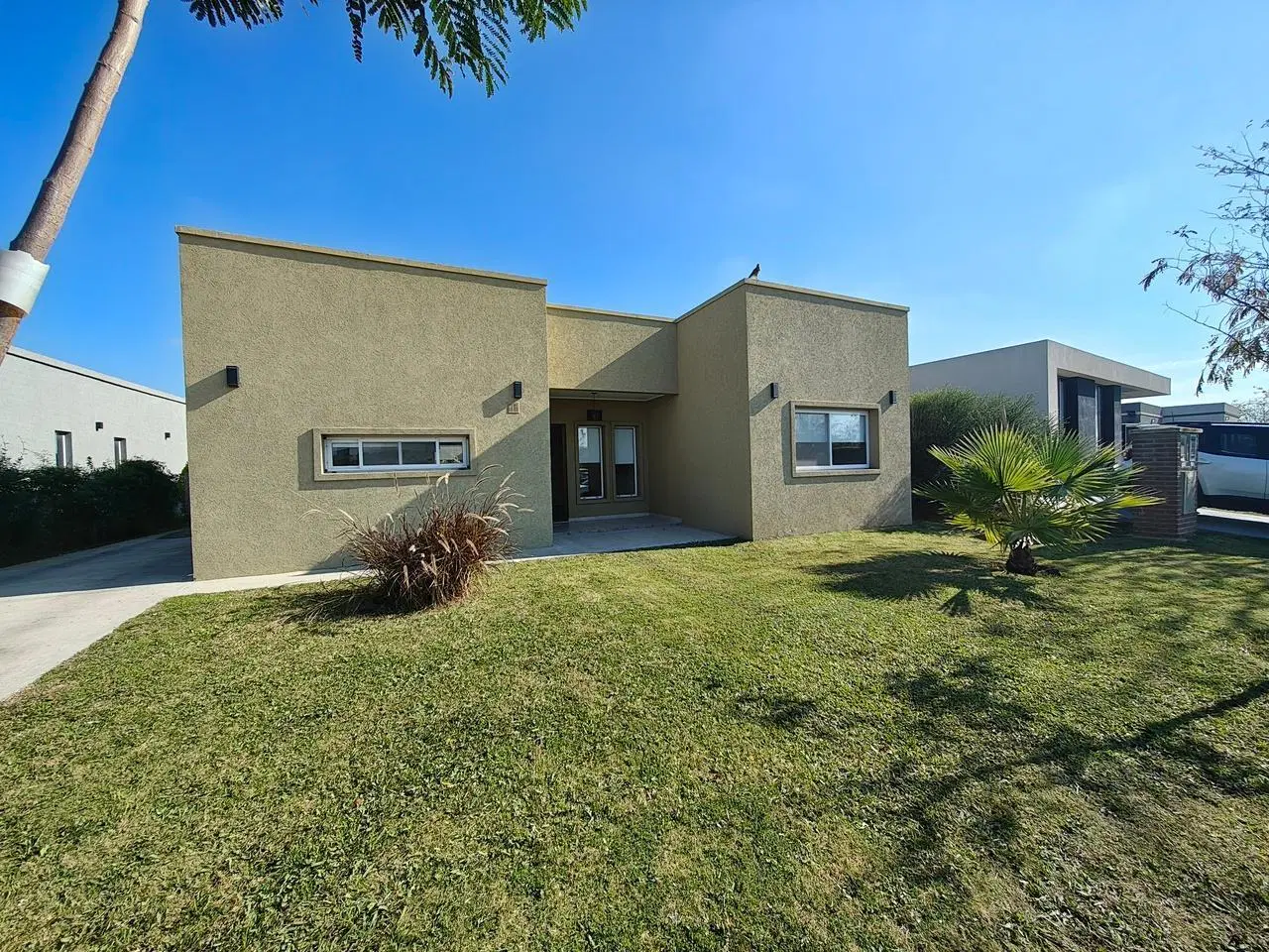 Venta Casa 4 ambientes, San Ramón, Pilar del Este 5