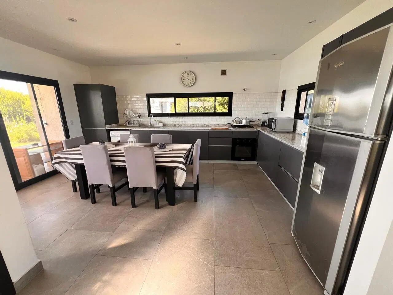 Alquiler, Casa 3 ambientes, San Sebastián, área 7 a la laguna 3