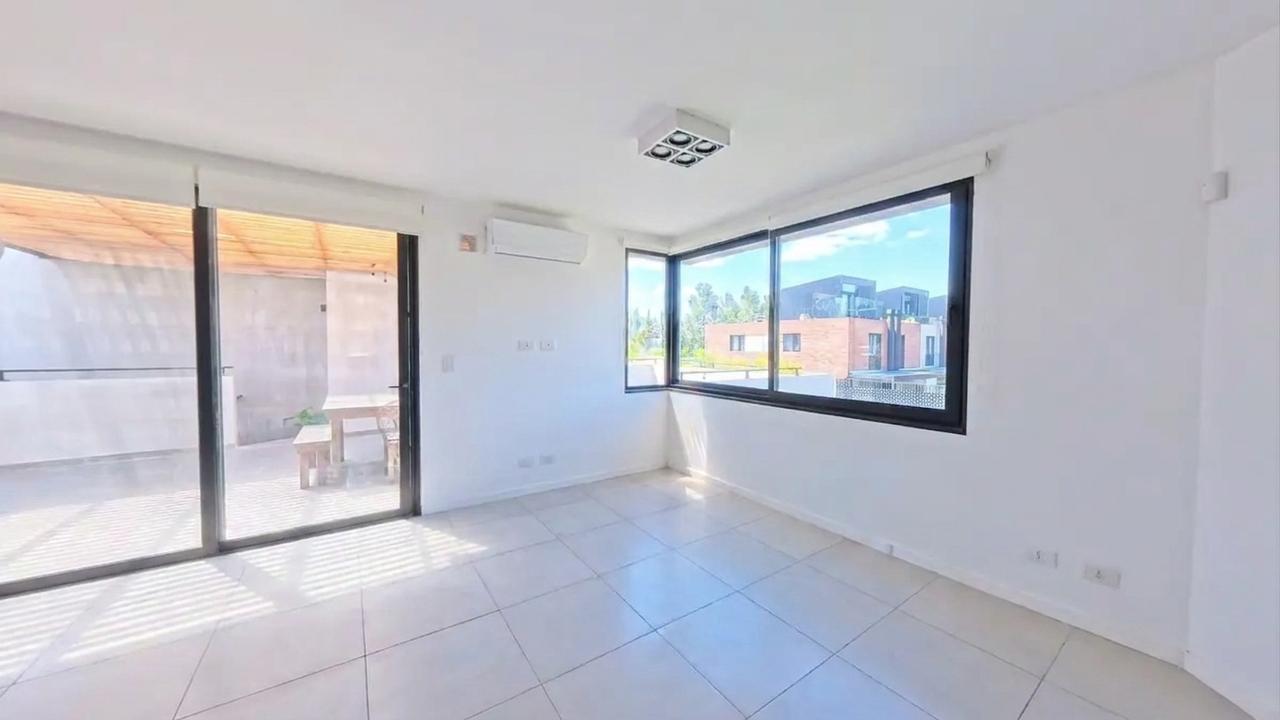Foto de Alquiler departamento 3 Ambientes Con Cochera En Tigre, imagen 3