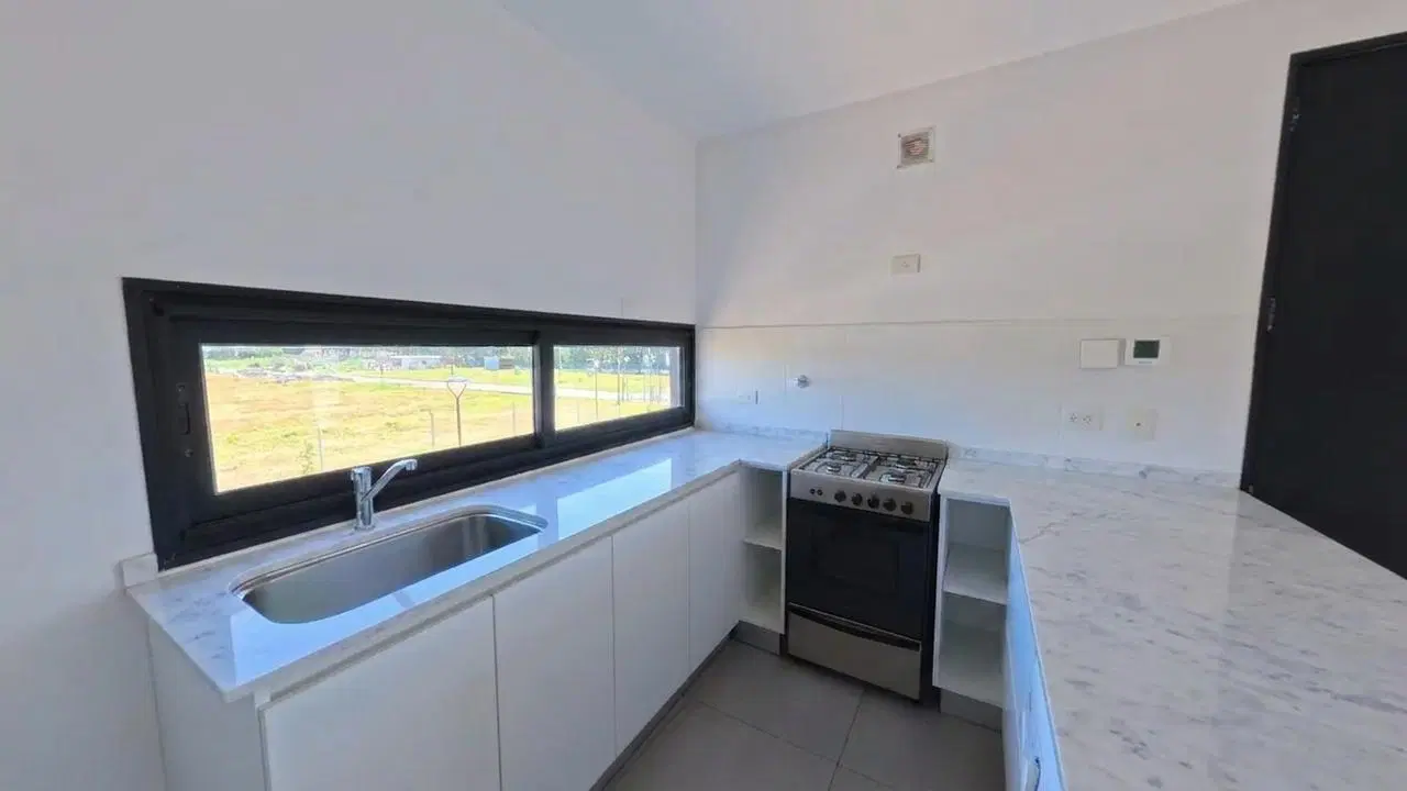 Alquiler departamento 3 Ambientes Con Cochera En Tigre 2