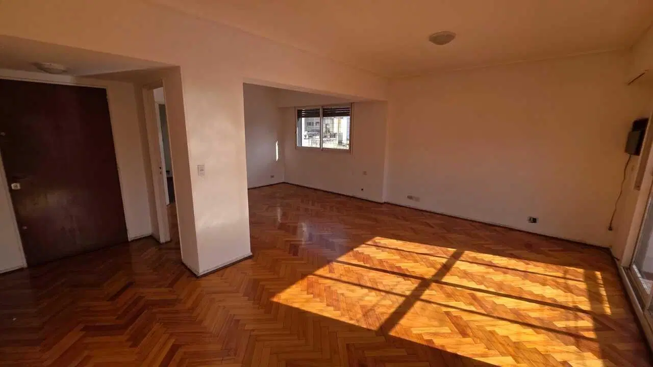 Alquiler – 4 Ambientes mas dependencia con baño – Departamento – Recoleta – Cochera Fija y Baulera 5