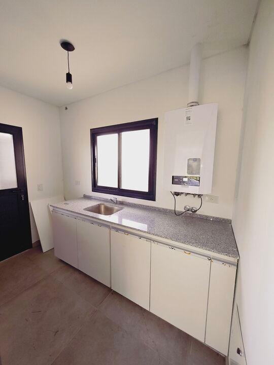 Foto de Venta Casa 4 ambientes, San Sebastián, área 7, imagen 3