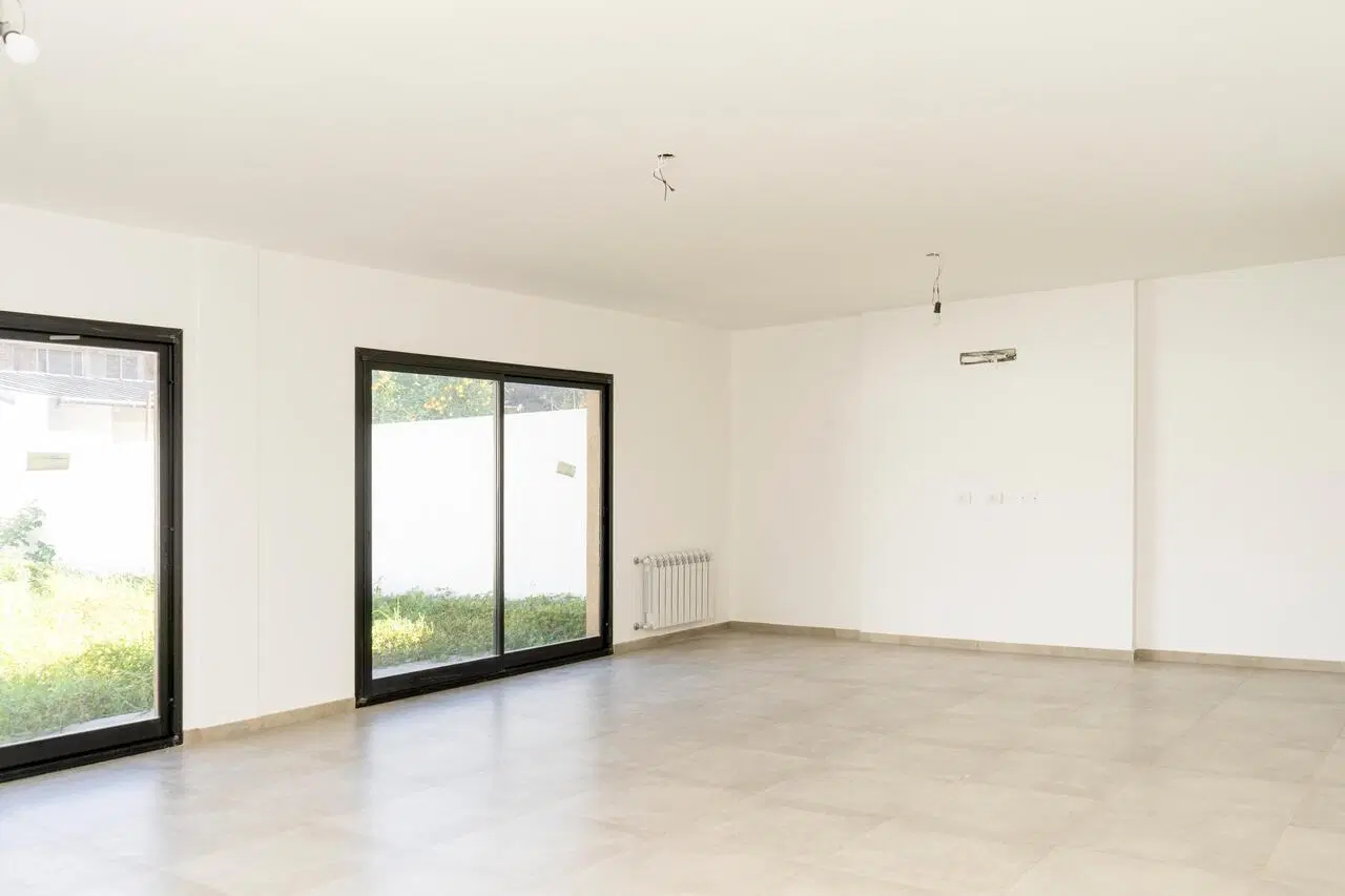 Casa PH a estrenar, 4 ambientes, Jardín privado, cochera y terraza 5