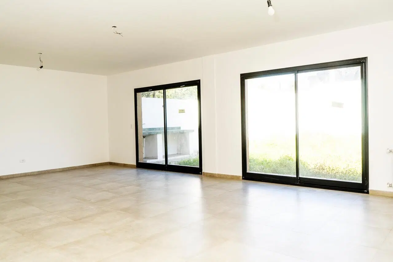Casa PH a estrenar, 4 ambientes, Jardín privado, cochera y terraza 4