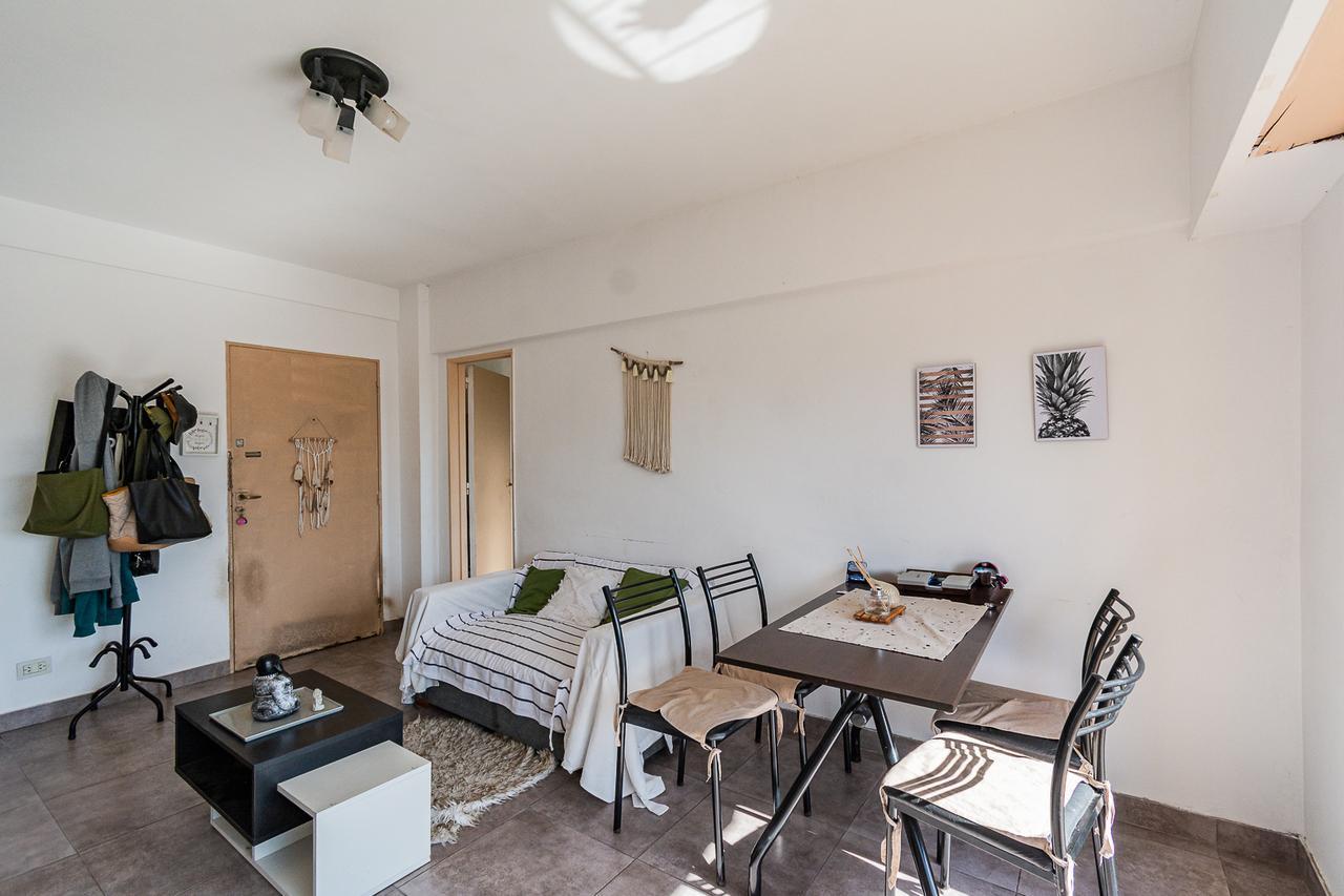 Venta Departamento de 3 ambientes | balcón al frente | en Balvanera Piso 14°