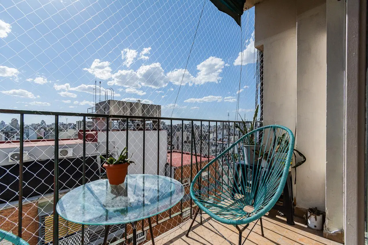 Venta Departamento de 3 ambientes | balcón al frente | en Balvanera Piso 14° 2